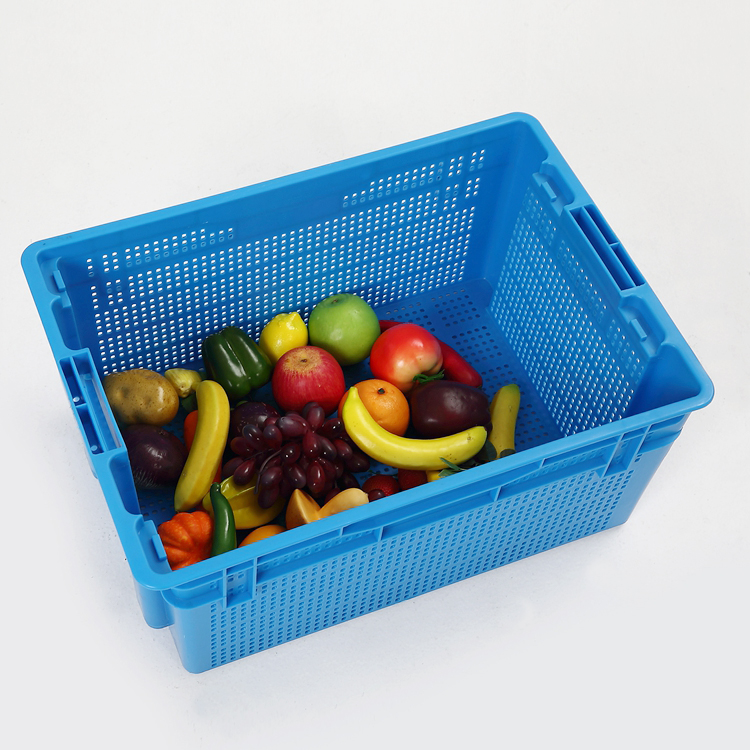 Пластиковые ящики и контейнеры для фруктов